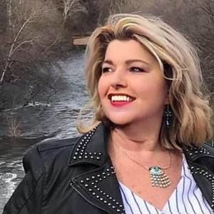 Meet your Posher, Sharon